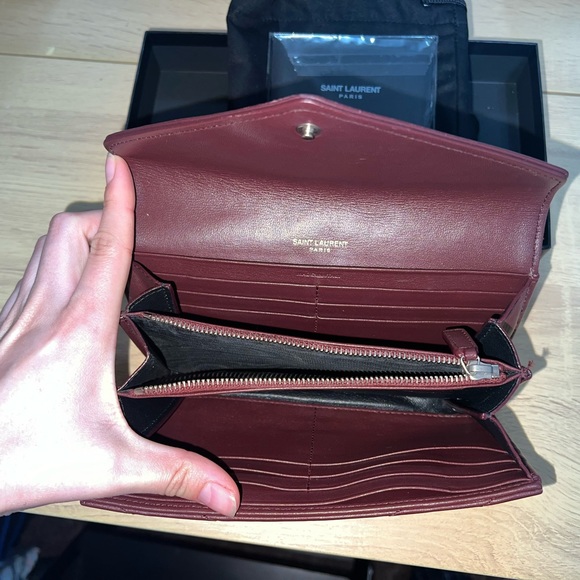 Burgundy YSL wallet - Picture 3 of 4